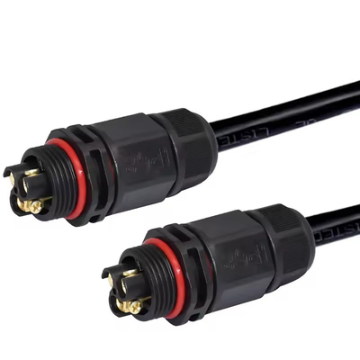 Waterdichte stroomconnector met zwarte coating met nominale spanning 250 V wisselstroom en 10 MΩ contactweerstand